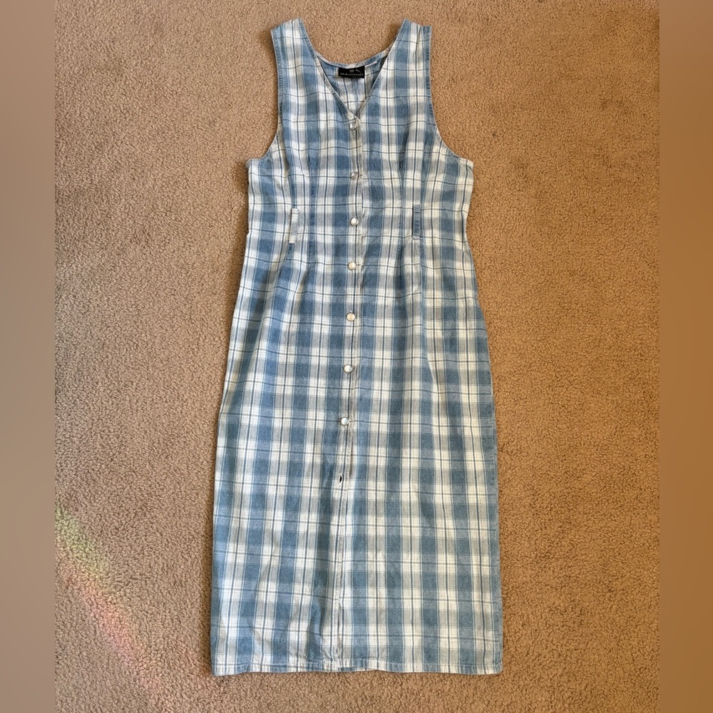Um & Company button down dress